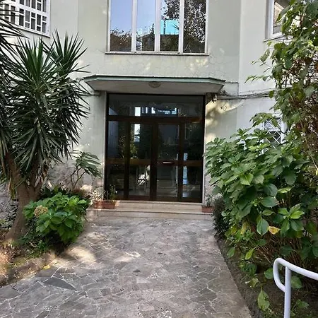 Maison Nello & Laura Napoli